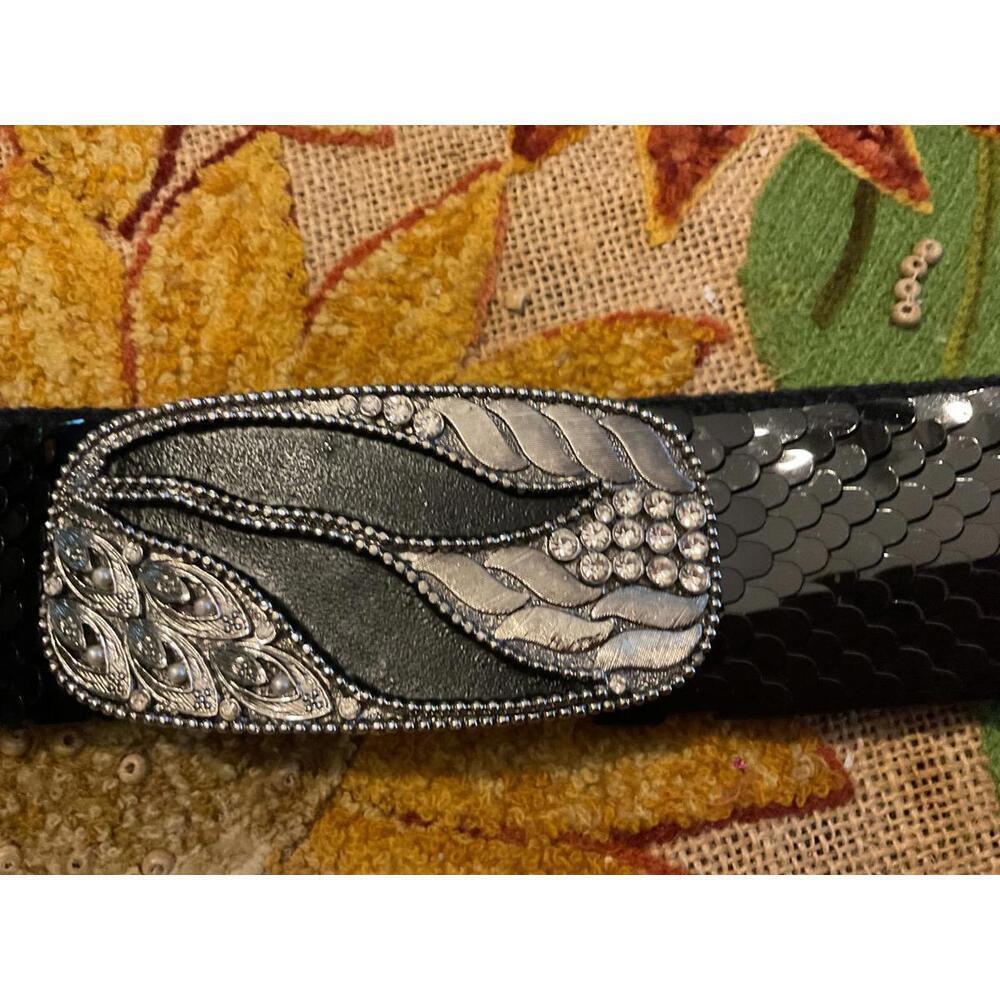 Vintage Elegant Black Sequined Belt with Decorative Silver Buckle - Picture 4 of 11